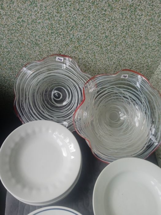 Тарілки для перших і других страв