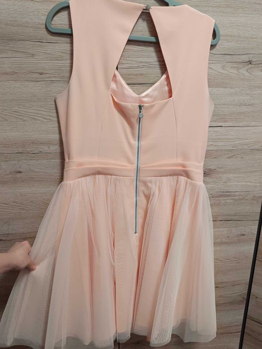 Sukienka tiulowa rozkloszowana, rozm. 42