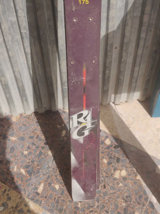 Skis Rossignol novos