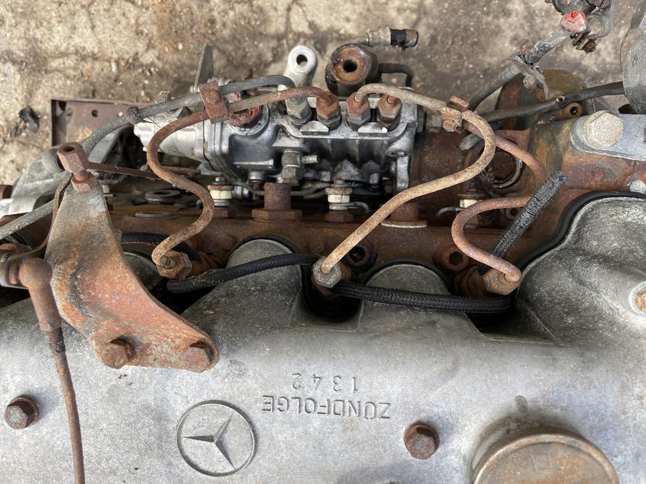 Silnik mercedes W115 2.0 diesel