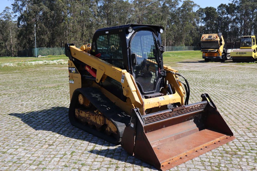 Caterpillar 249D 2015 Mini-Carregadora