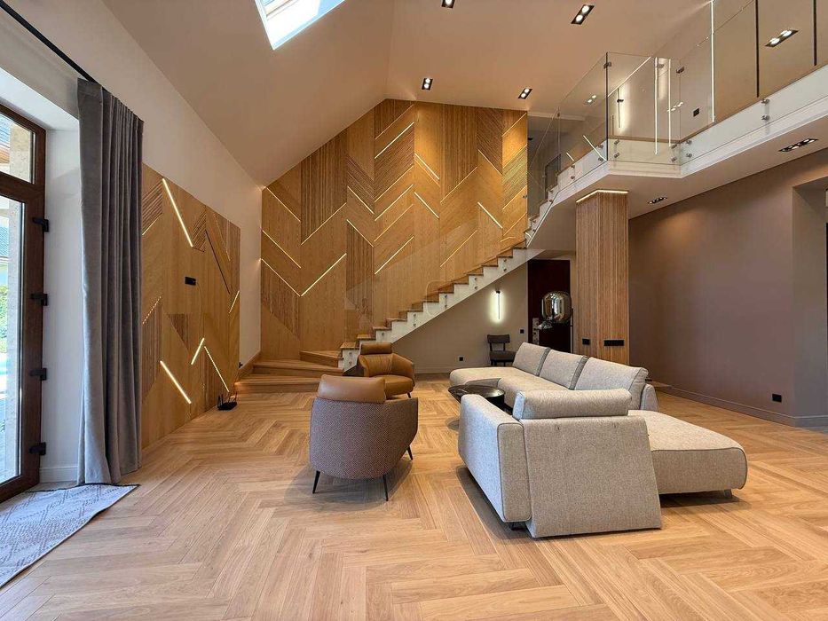 Продажа дома в Совиньоне. Бассейн. Дизайнерский ремонт. 12,5 соток