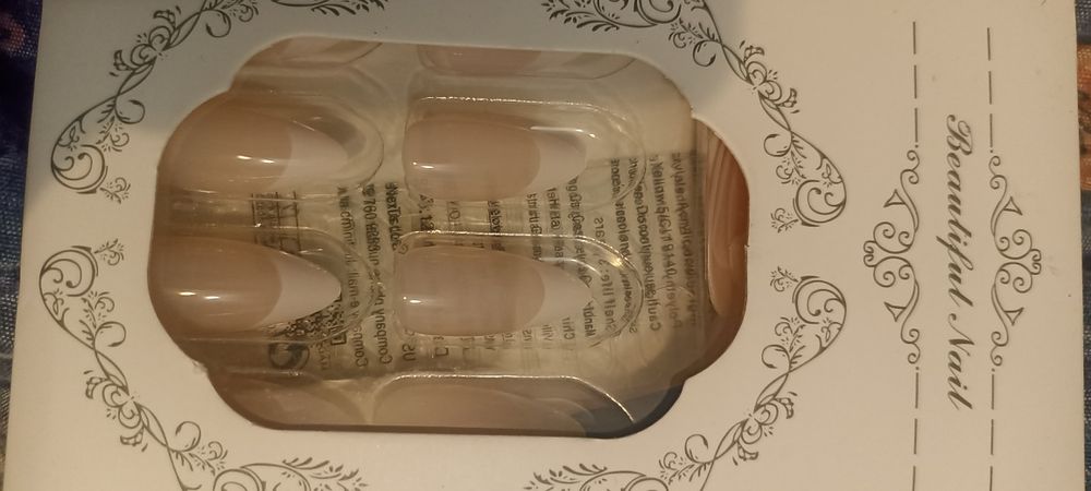 Paznokcie press on french