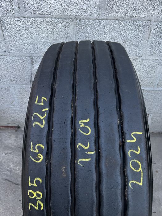 Opona Formula trailer 385/65/22.5