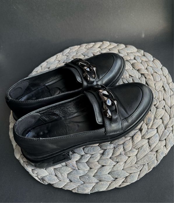 Лофери жіночі шкіряні , туфлі жіночі натуральна шкіра чорні