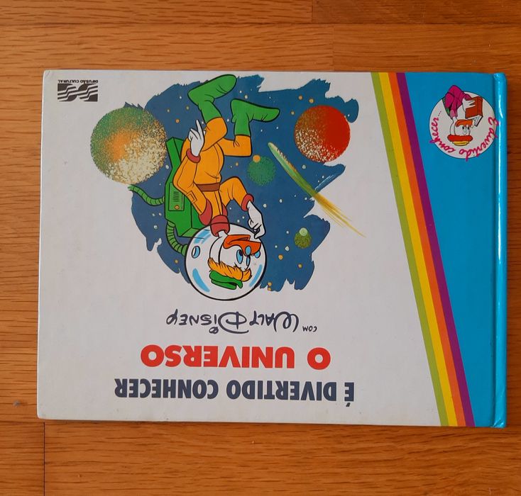 Livro vintage Walt Disney É divertido Conhecer Universo, No vaivém