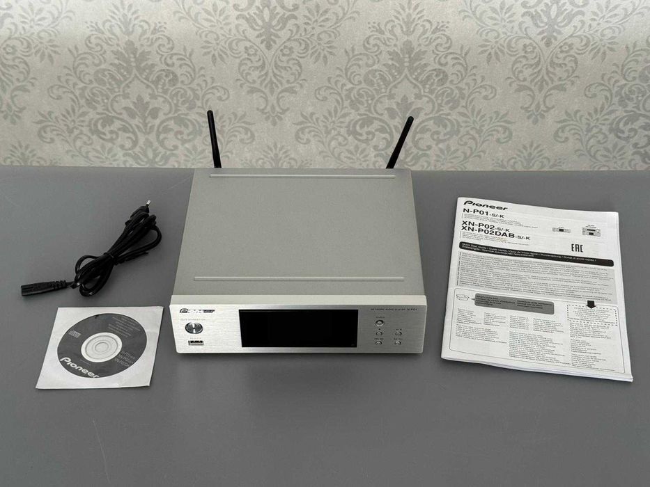 Odtwarzacz sieciowy Bluetooth USB Pioneer N-P01 Srebrny