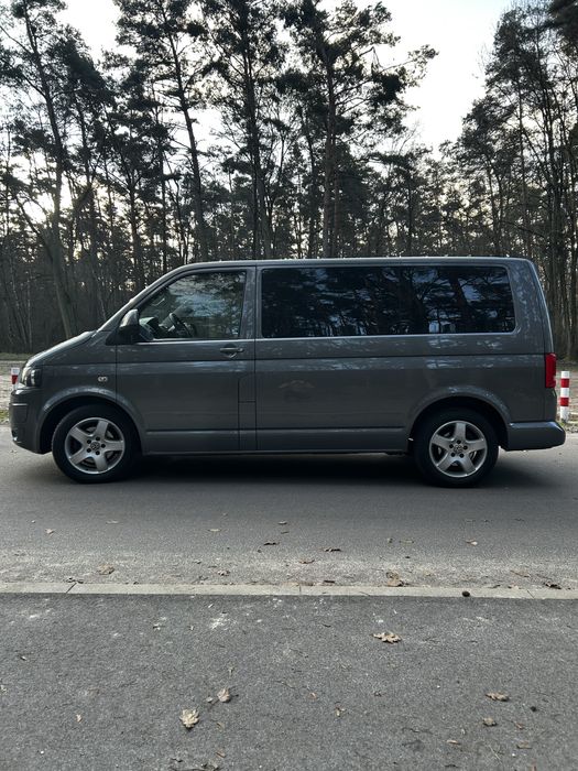 VW T5 Caravelle lift 8os.