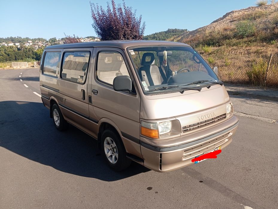 Toyota Hiace 2.5d com ar condicionado 8lugares