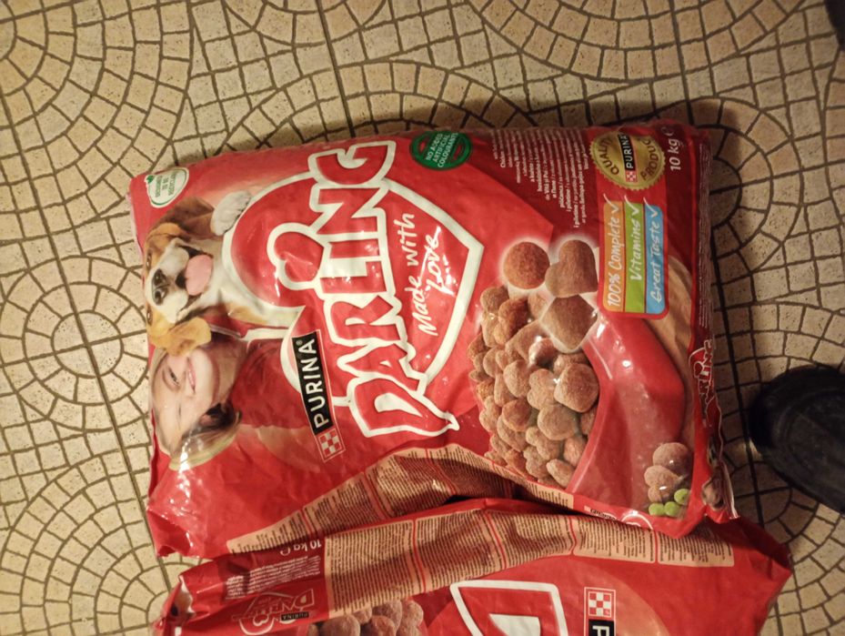 sucha karma dla psów Purina Darling.