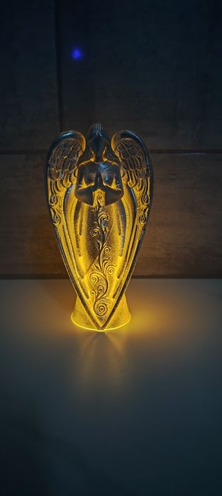 Aniołek z poświata - figurka podświetlana