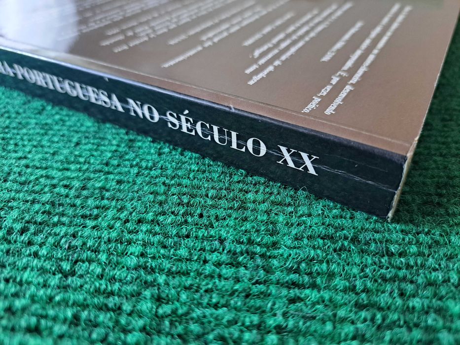 Pintura Portuguesa no Século XX - Bernardo Pinto de Almeida