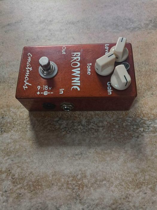 Efekt gitarowy Brownie CMATMODS