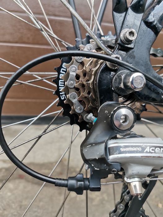 Rower trekkingowy Victoria. Rozmiar M koła 28 cali