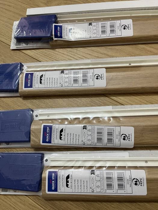 Listwy incizo Quick Step dąb naturalny