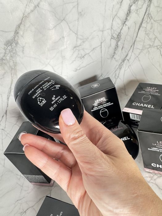 Крем для рук Chanel Le Lift