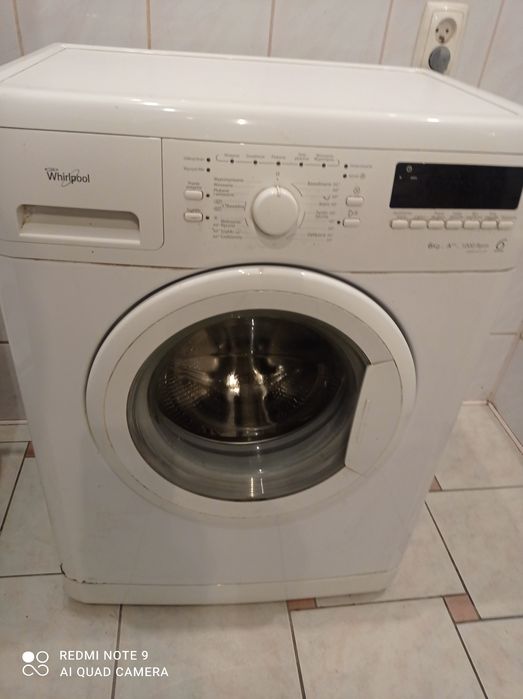 Sprzedam lodówkę i pralkę obie sprawne