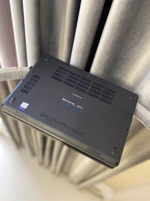 Ноутбук Dell Latitude 5490