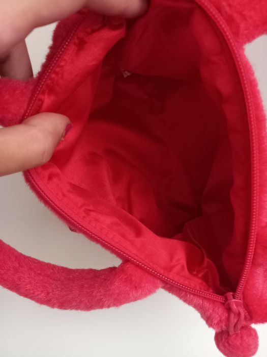 Mala menina vermelha Hello Kitty (em bom estado)