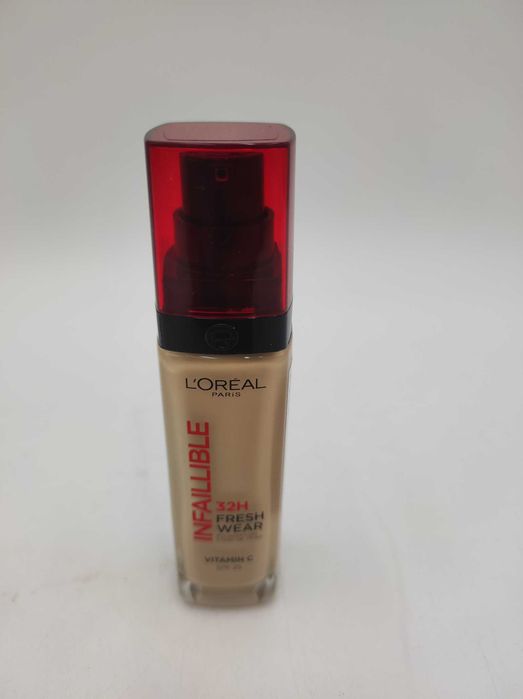 Podkład do twarzy L'Oréal Paris Infaillible  100 Warm Undertone 30 ml