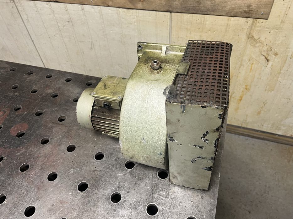 Dmuchawa wentylator nadmuch  piec