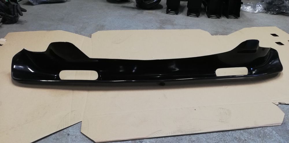 Fiat 126p spojler pod przedni zderzak do wersji P4 lub chrom