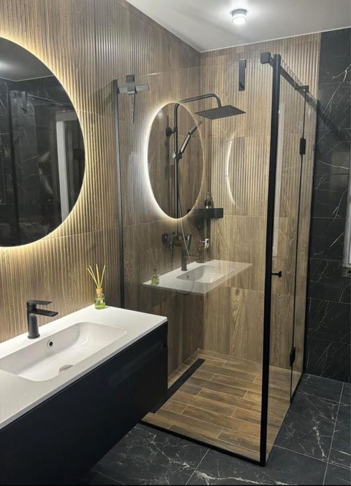 Душова кабіна,  перегородка