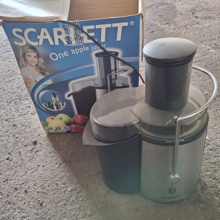 Соковижималка SCARLETT, б/в