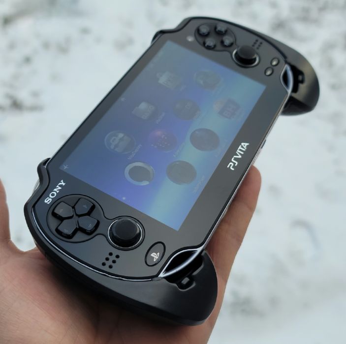 Портативна ігрова консоль PS Vita Fat OLED 3G 128Gb UHS-I (U3)