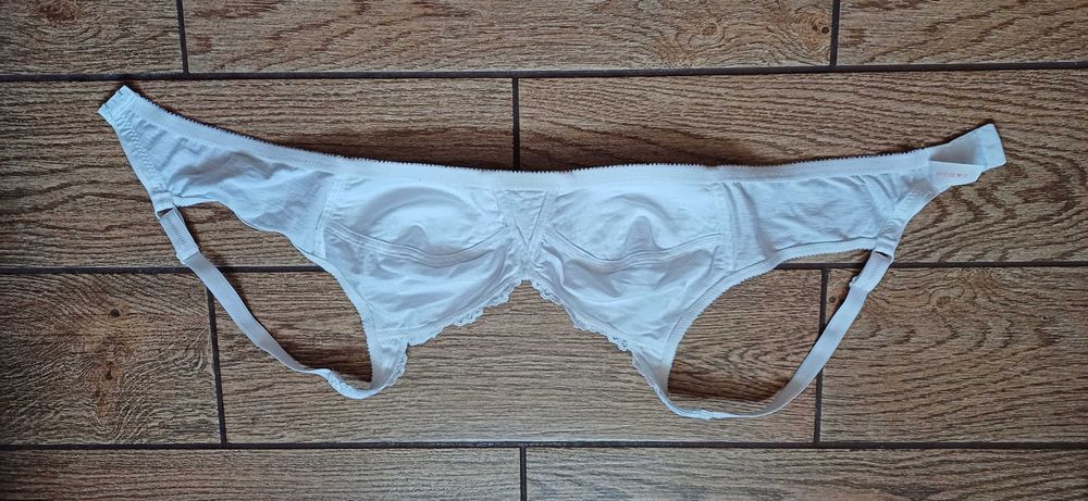 Biały bawełniany biustonosz Naturana r. 80 B