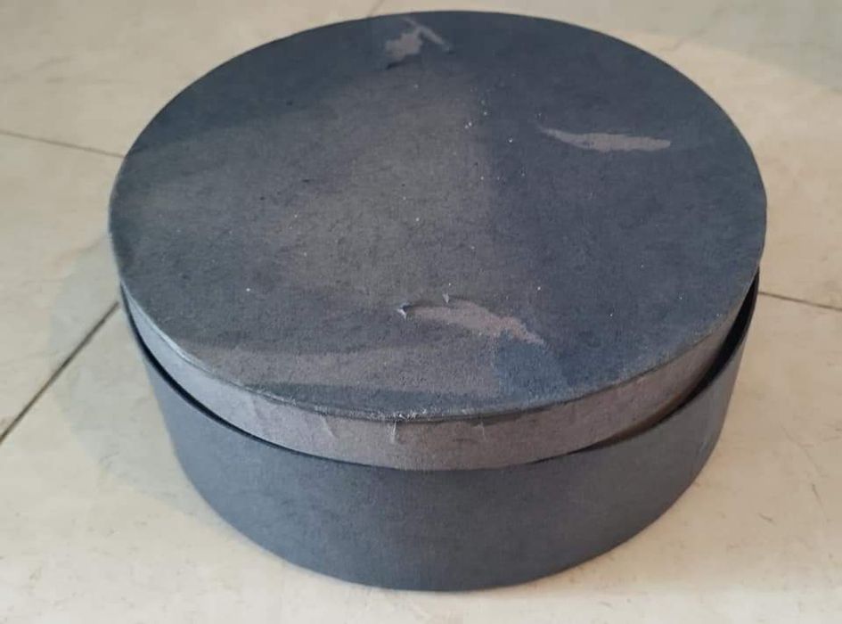 Serviço antigo de café pintado à mao