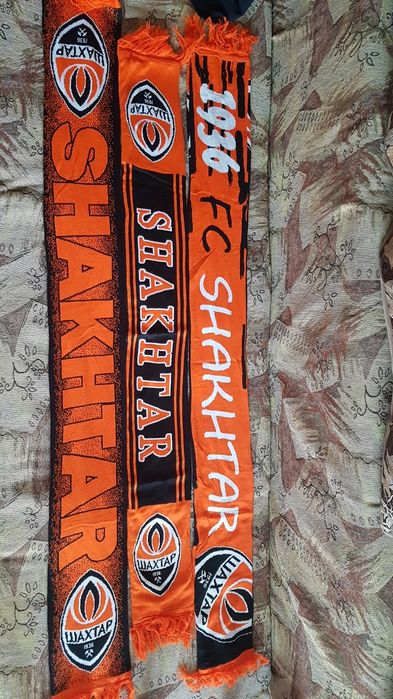 Шахтар. Шарфи за участю ФК Шахтар в єврокубках.