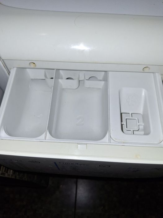 Пральна машина INDESIT