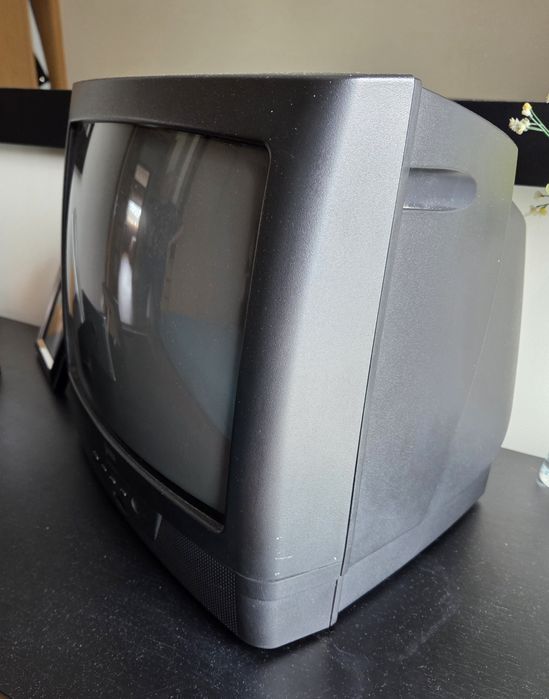 Televisão antiga Siera