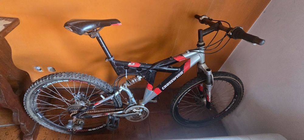 Bicicleta de montanha (MTB), Crosswind modelo 5.7