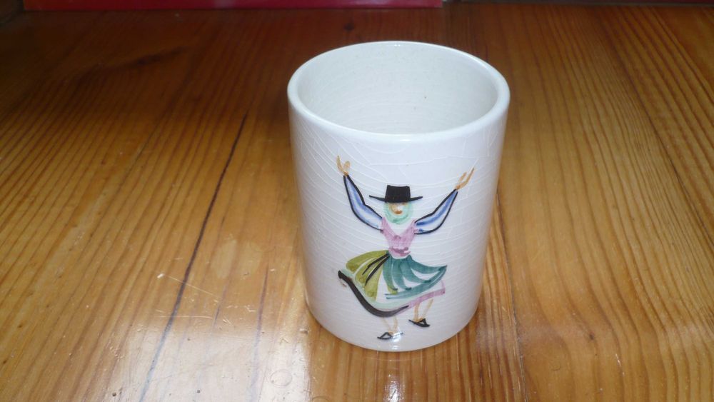 Copo em Faiança Secla - Antigo