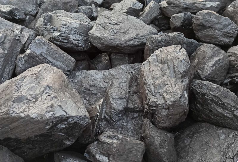 Węgiel Kamienny Kostka Kaloryczność 26-28 MJ/kg