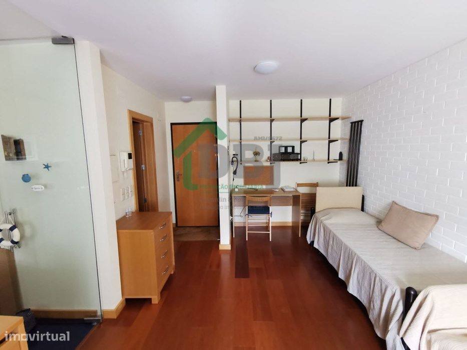 Apartamento T0 - Junto à Faculdade Ciências da Saúde e Hospital