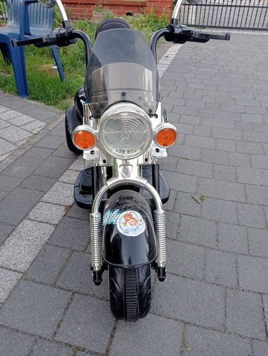 Motorek Toyz Rebel