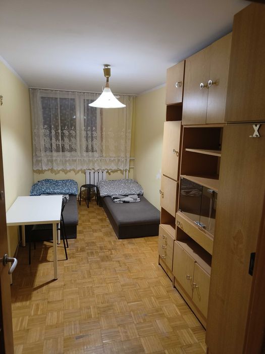 pokój wolny dla 1 lub 2 os koło magnolia park przy legnickiej