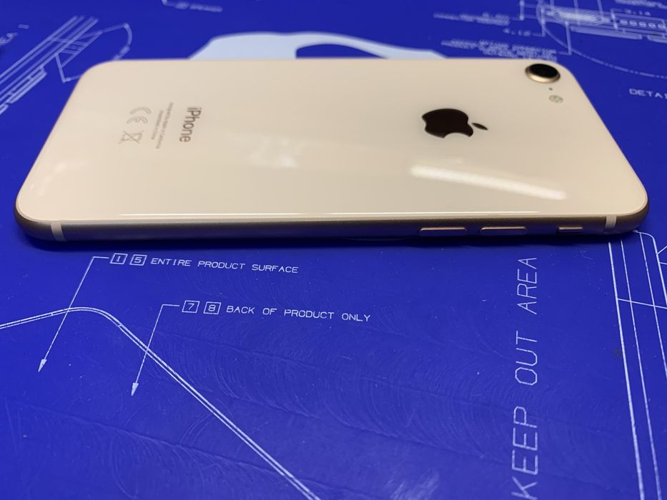 Iphone 8 64gb стан идеал