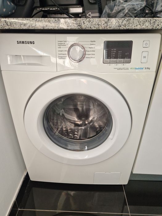 Máquina de lavar roupa Samsung