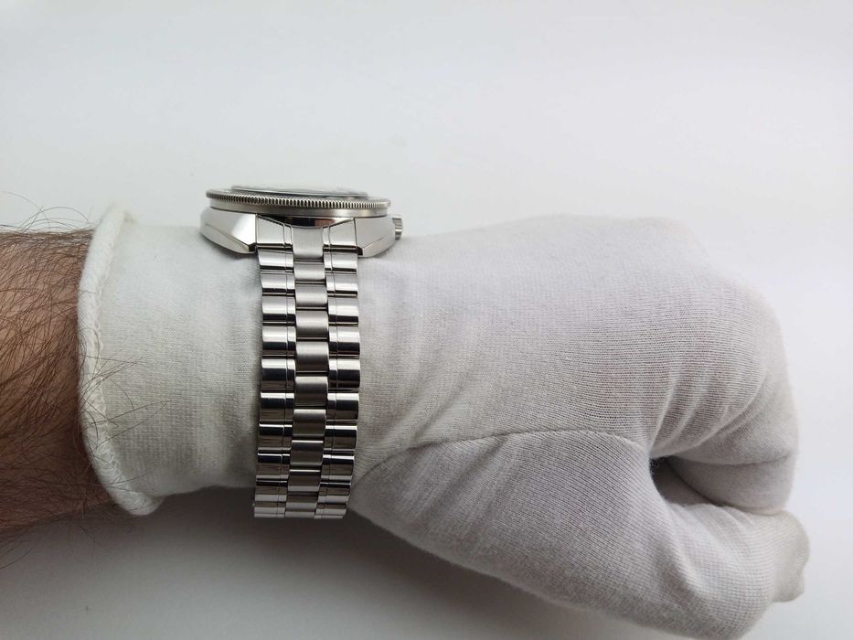 Мужские часы Bulova Oceanographer 98B320 гнутый сапфир, механика, 200м