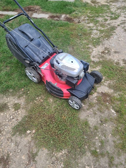 Kosiarka spalinowa z koszem Hecht