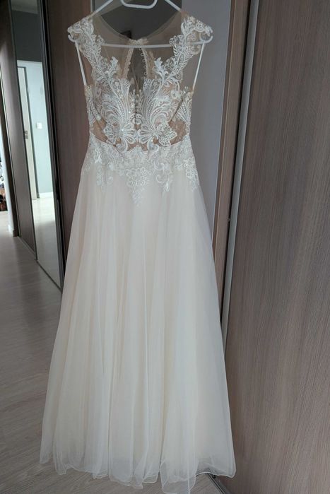 suknia ślubna litera A