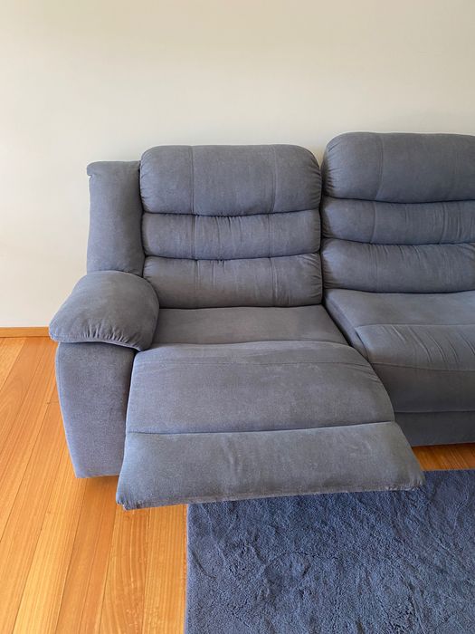 Sofá com chaise longue