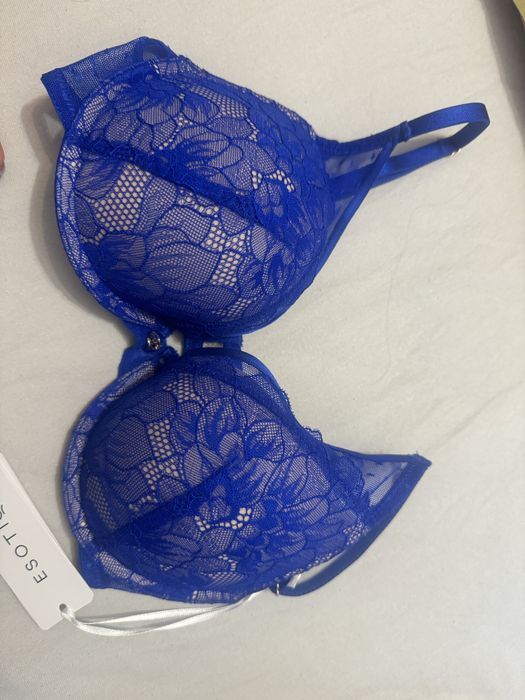 Nowy stanik z metką esotiq niebieski 65e push up