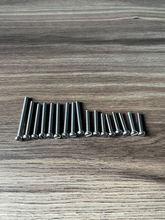 NOWY KOMPLET śrub nierdzewne śruby silnika KOMAR S38 ROMET