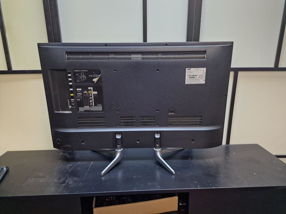 SAMSUNG 40cali SMART telewizor
