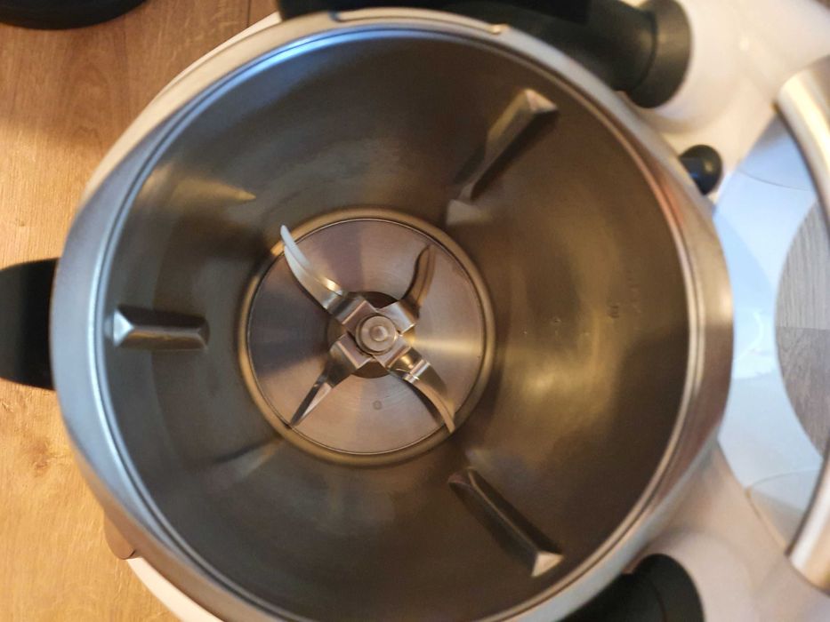 Bimby TM6 + todos os acessórios